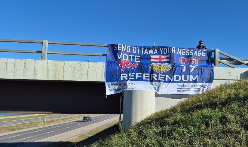 Referendum banner hung from highway overpass